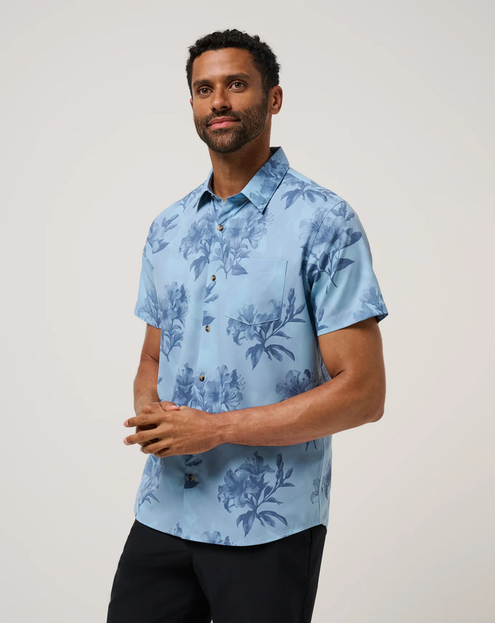 Techwoven Seashelf Button Up