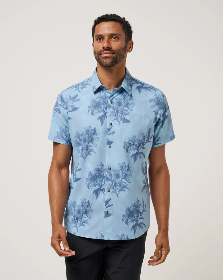 Techwoven Seashelf Button Up