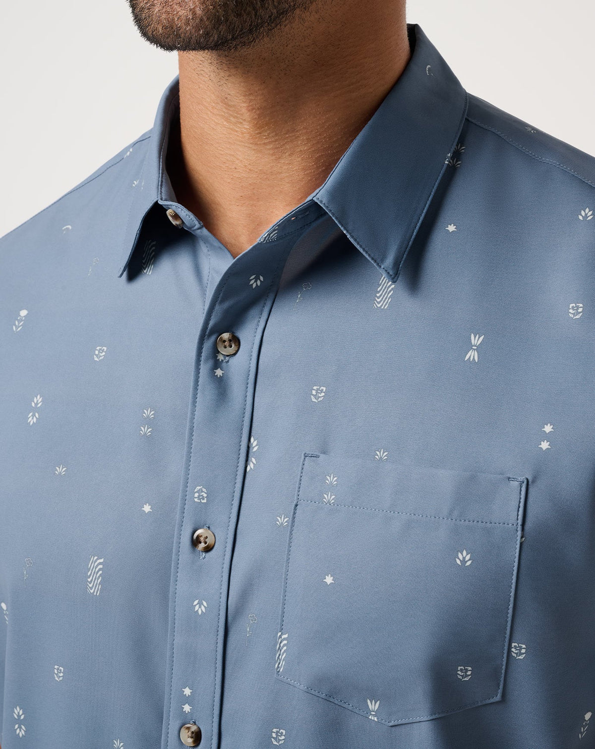 Techwoven Waves Button Up